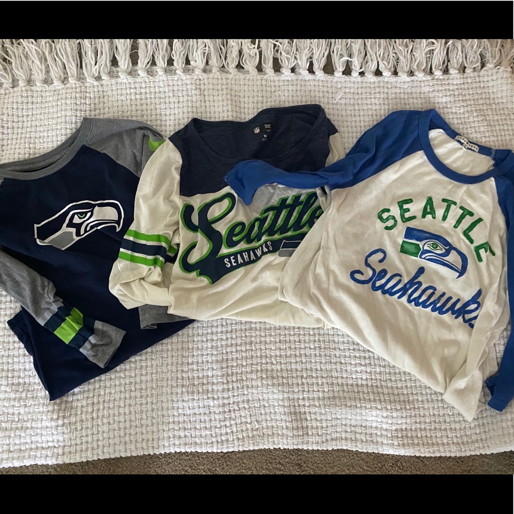 Lot of 3* Seattle Seahawks shirts